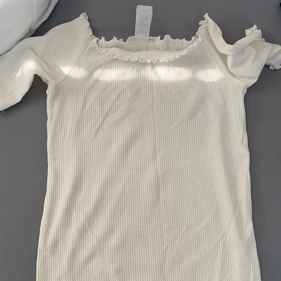 White shirt - Picture 1 of 2